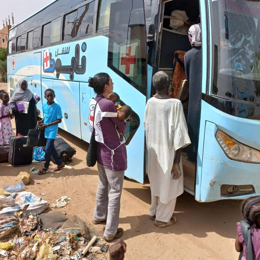 Evacuation of 280 Children from the Maygoma Orphanage to Khartoum