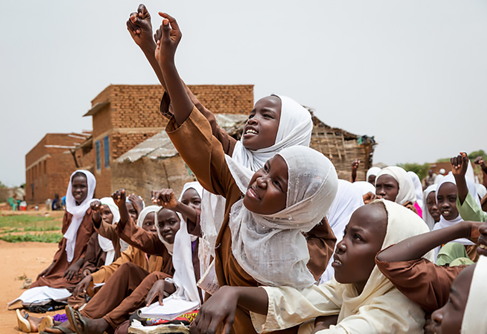 Sudan: Intense debate over the decision to start the school year