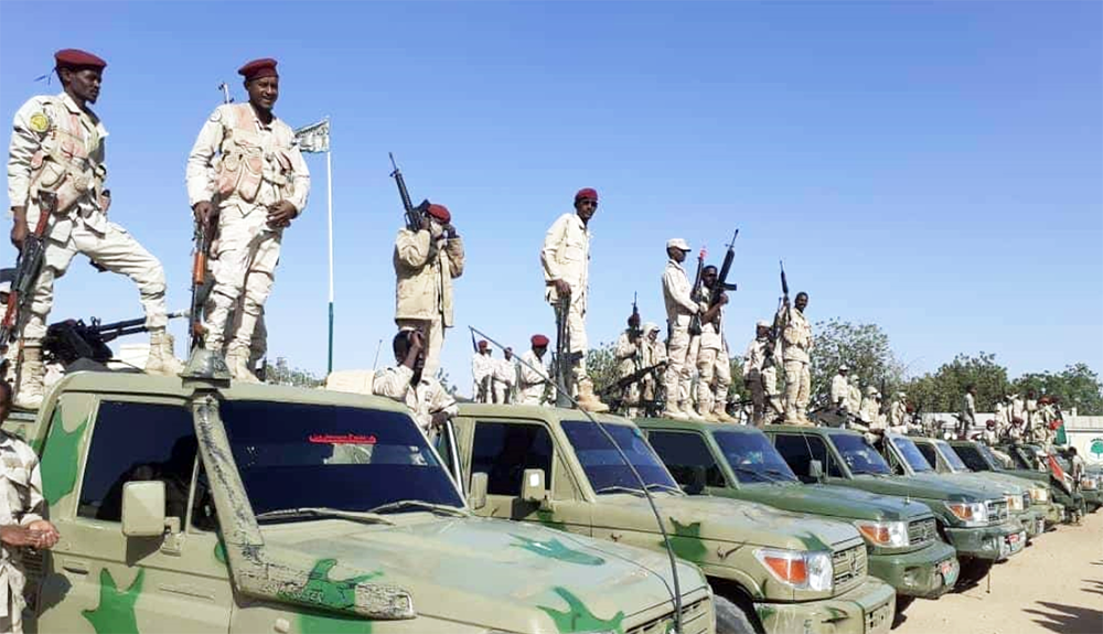 تعدد الجيوش وانتشار السلاح .. هل سيشكلان خطر على إقليم دارفور؟