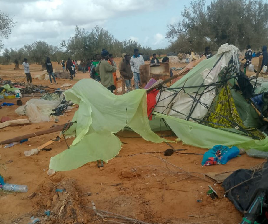 الامن التونسي دمر مخيمات اللاجئين السودانيين