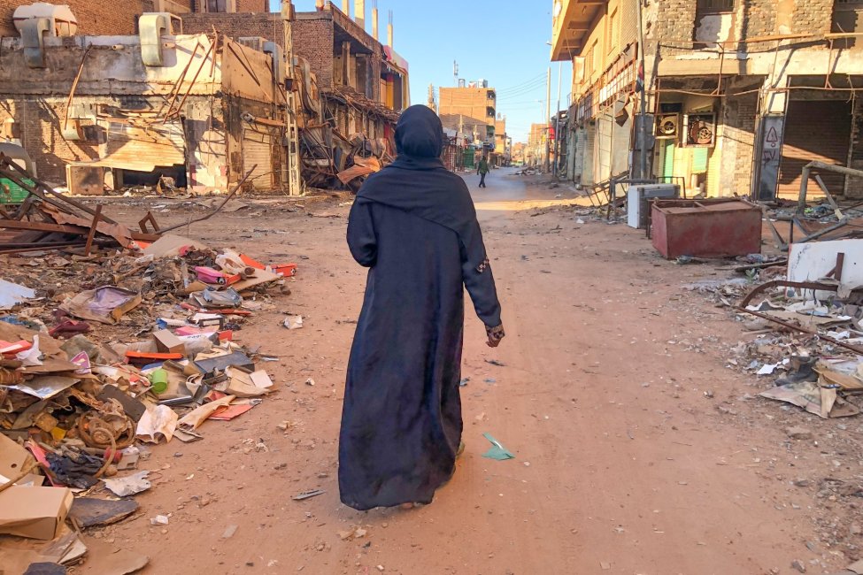 المخاوف قائمة لكن النازحون يفضلون مغادرة بورتسودان