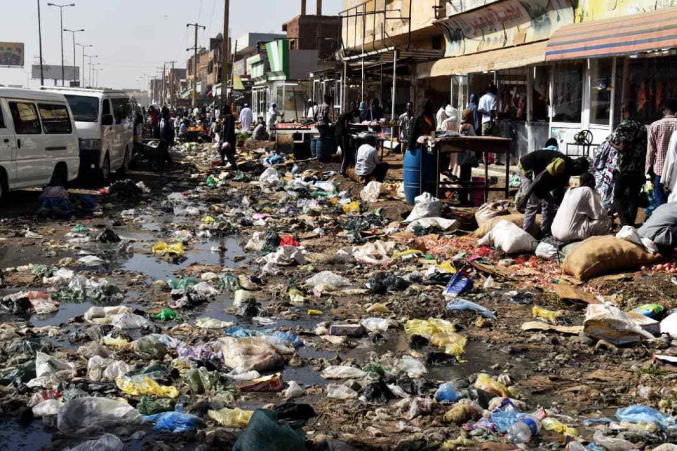 Sudanese Cities Choking on Garbage as War Deepens Environmental Crisis