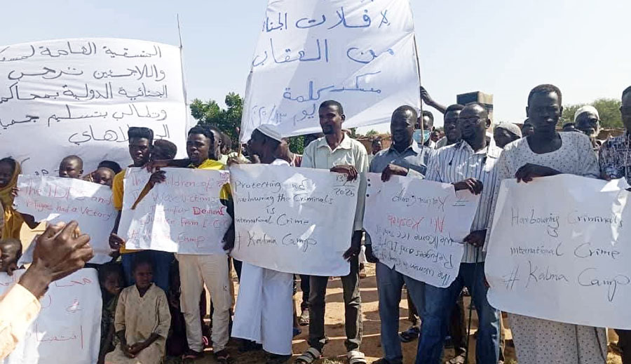 Sudanese IDP and refugee camps hold demonstrations in support of the ICC