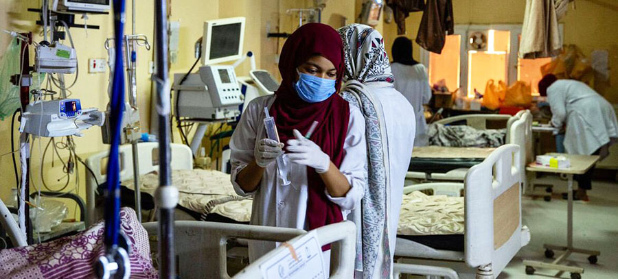 تصاعد الهجمات على الكوادر والمنشآت الطبية في السودان