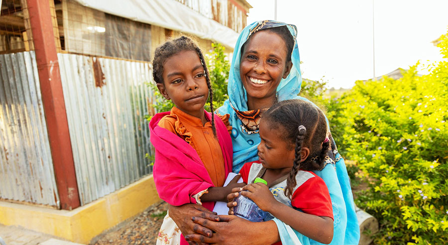 رحلة أم طويلة من السودان إلى جنوب السودان بحثًا عن رعاية لأطفالها