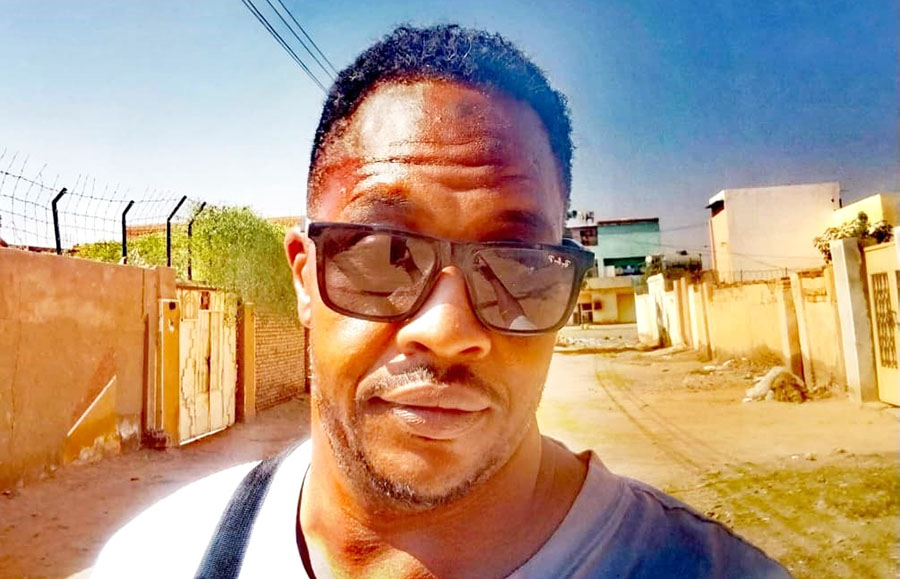 3 سنوات مرت .. ``الروسي`` الذي اندلعت الحرب فوق رأسه بمطار الخرطوم