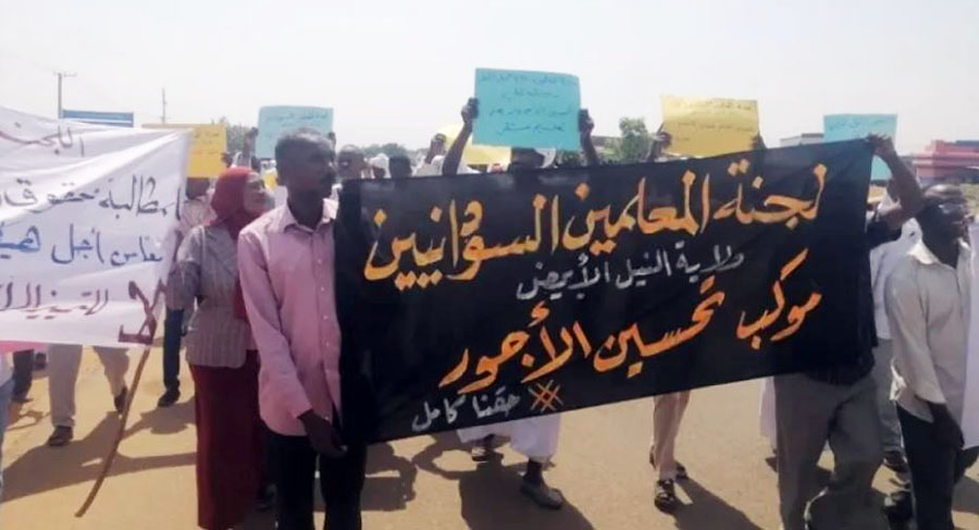 لجنة المعلمين: معلمو الخرطوم بلا رواتب منذ 49 يوماً