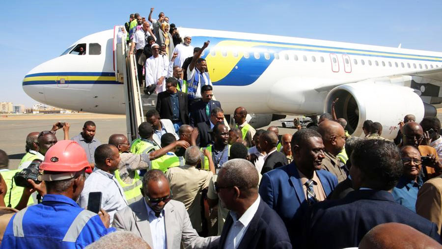 الملايين يعودون إلى ديارهم ليجدوا العاصمة السودانية غير صالحة للعيش